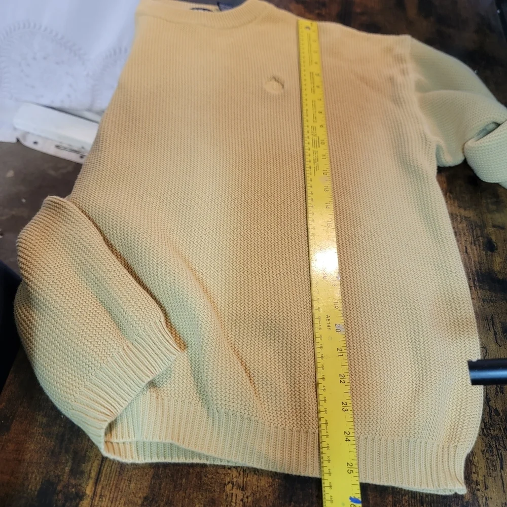 Izod Crewneck Sweater 100% Cottom in Maize Yellow